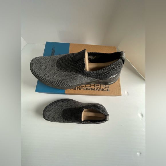 Skechers Men's GOwalk 5 - Stretch Fit Athletic Slip-On Casual Loafer. - Picture 5 of 15